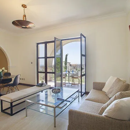 With Stunning Views Of The Sea Aphrodite Hills 72 * Kúklia