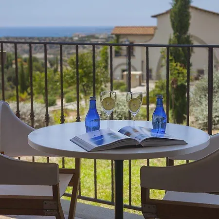 With Stunning Views Of The Sea Aphrodite Hills 72 * Kouklia